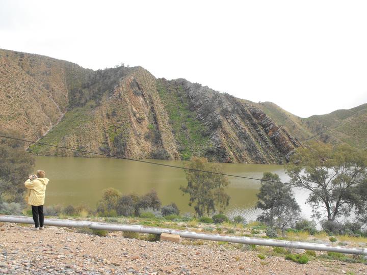 Arrunha Awi, Aroona Dam
