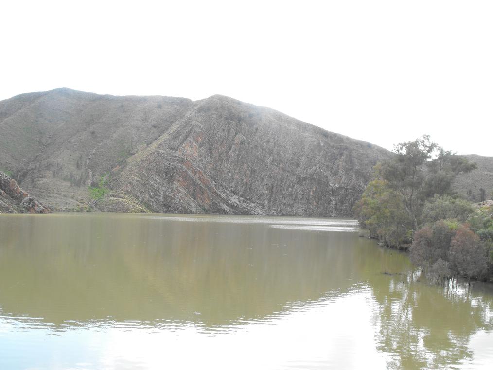 Arrunha Awi, Aroona Dam
