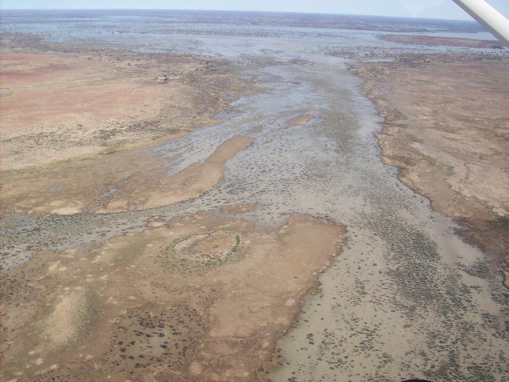 Flight over Lake Ayre
