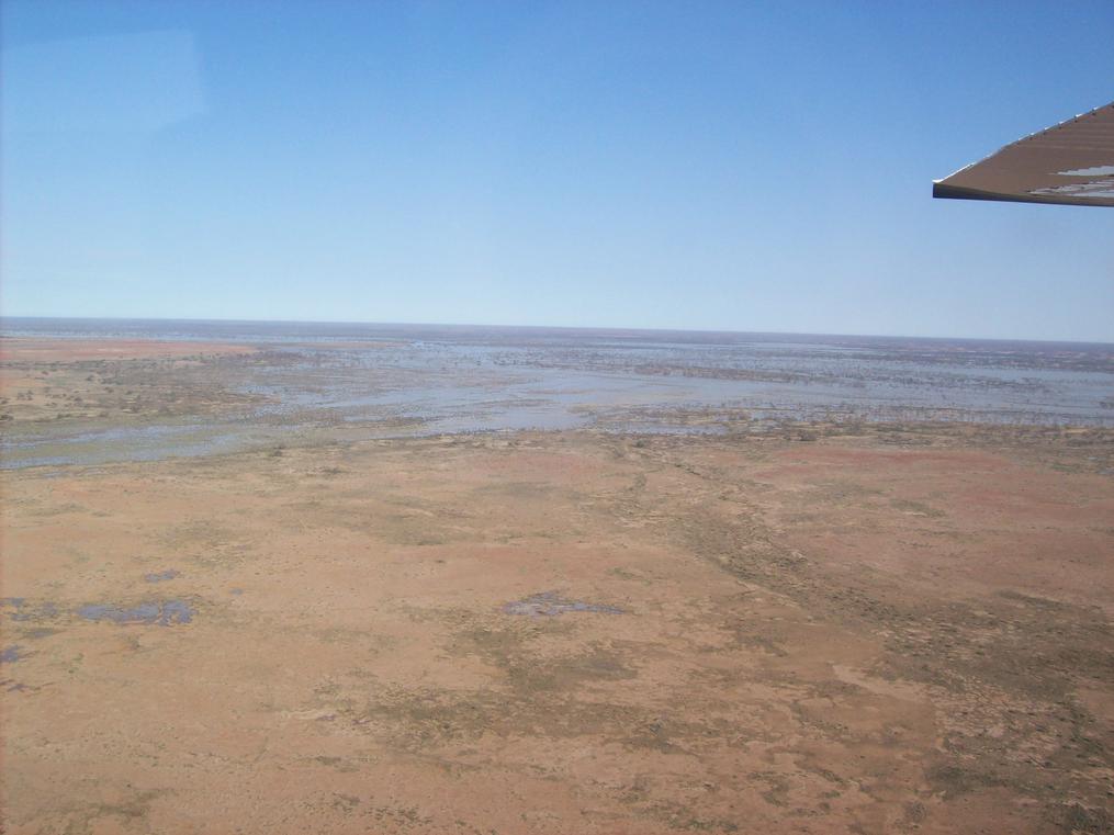 Flight over Lake Ayre
