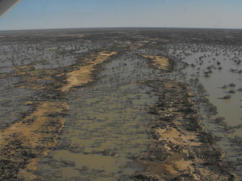 Flight over Lake Ayre
