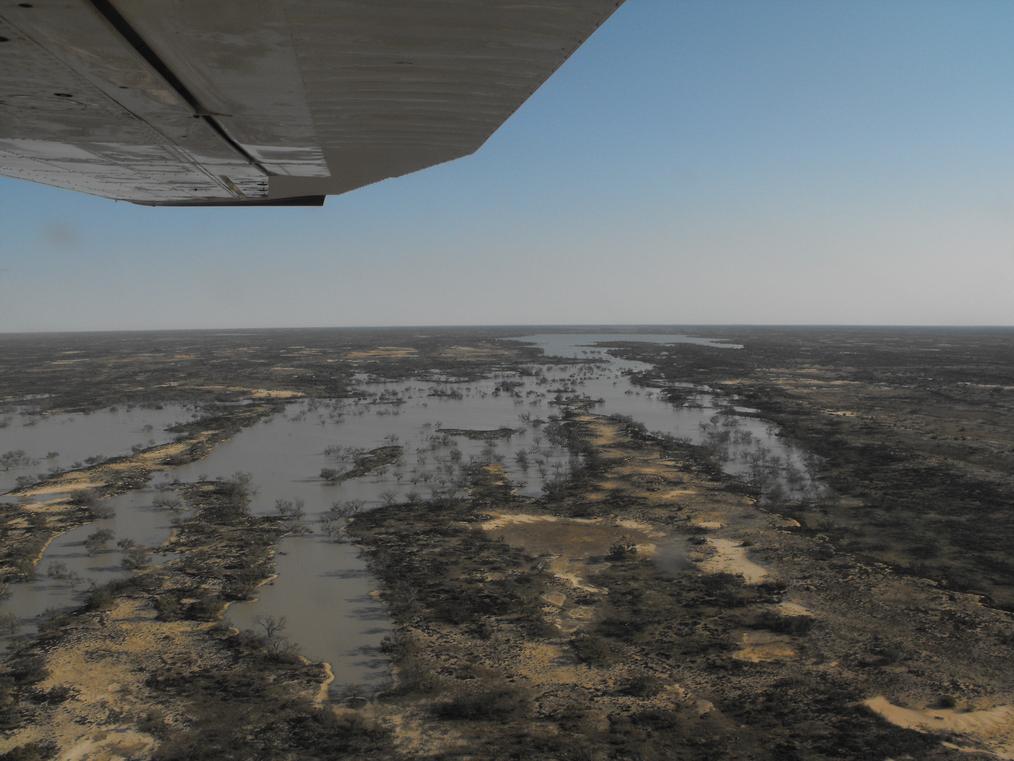 Flight over Lake Ayre
