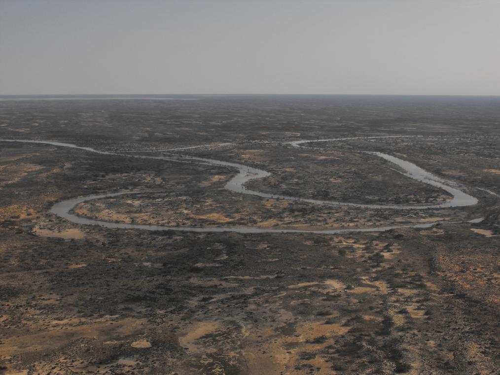 Flight over Lake Ayre
