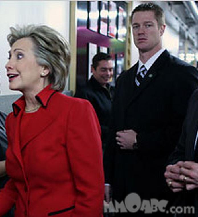 faces_of_hilary_clinton-17.jpg